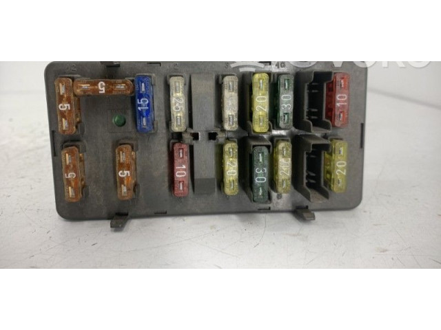 Блок предохранителей 00006500C6   Citroen Saxo    