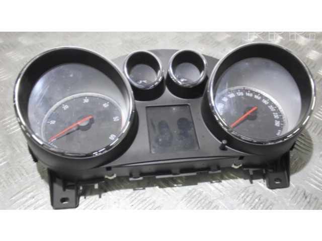 Přístrojová deska  Opel Astra J 2011 13355672  