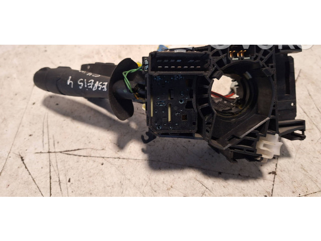 Ручка стеклоочистителей 8200012245, 34147701AR   Renault Espace IV
