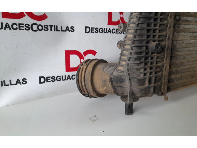Интеркулер  3C0145805P   Volkswagen Tiguan 