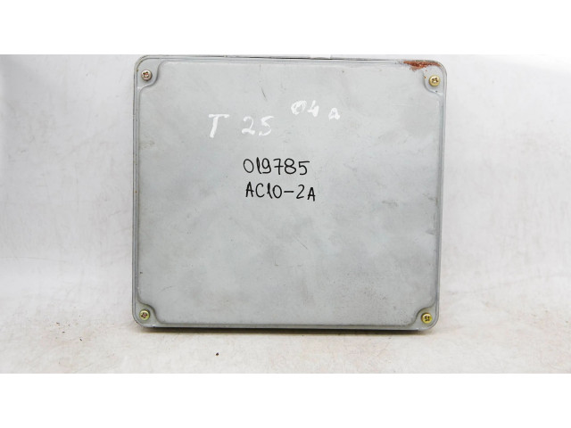 Řídící jednotka 8966105690   Toyota Avensis T220 2001
