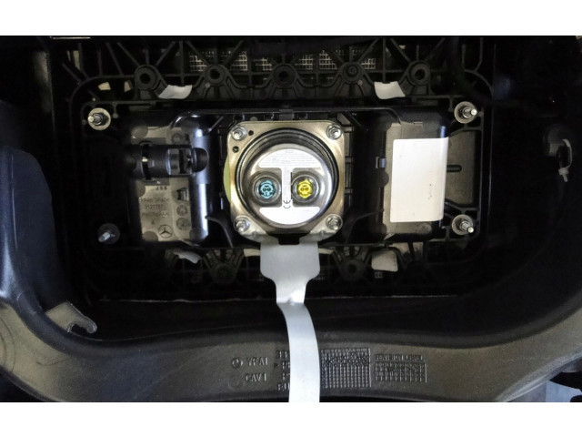 Подушка безопасности пассажира A2478607602, A2048601200   Mercedes-Benz GLB x247