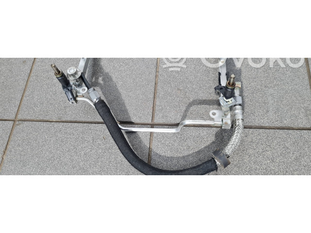 Vstřikovací lišta A2720700995   Mercedes-Benz C W204     