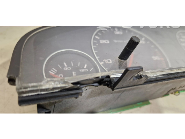 Přístrojová deska  Audi A6 S6 C4 4A 1996 88311219  