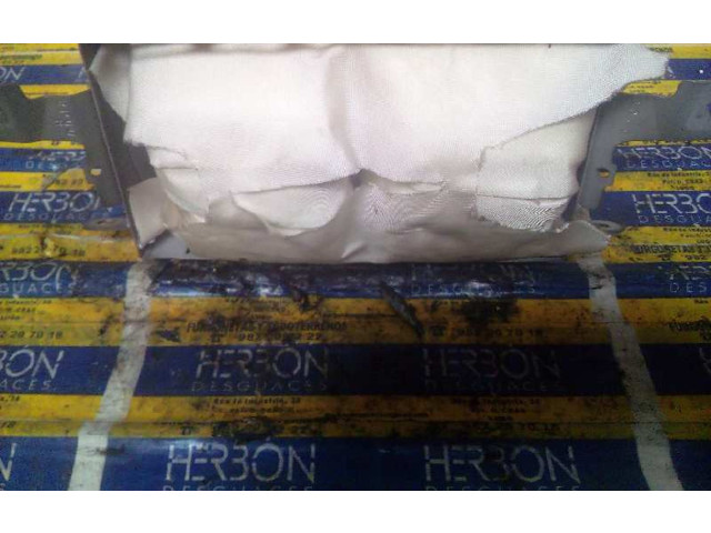 Подушка безопасности водителя MR402459   Mitsubishi Montero