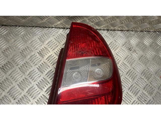 Задний фонарь правый сзади 89022547, 9632646680    Citroen C5   2001-2004 года