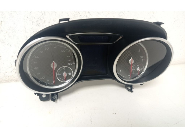 Přístrojová deska  Mercedes-Benz A W176 2015 A1769008403, 0263700243  
