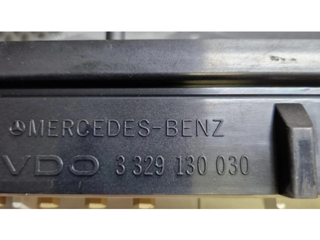 Přístrojová deska  Mercedes-Benz ML W163 2002 3329130030  