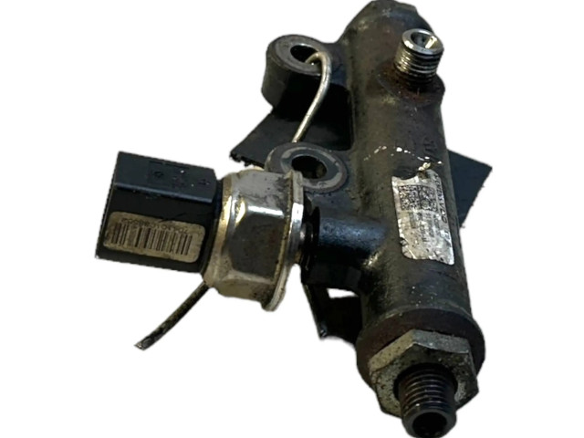 Топливная рампа 4R8Q9C066AA, 5WS40128   Jaguar S-Type 2.7 