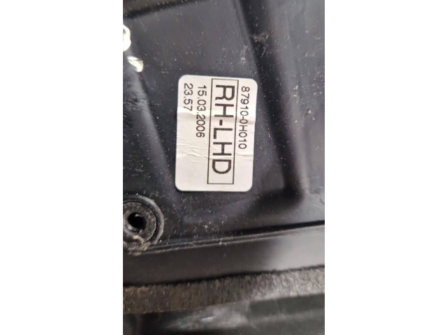 Zpětné zrcátko  Peugeot 107 2007  013775  