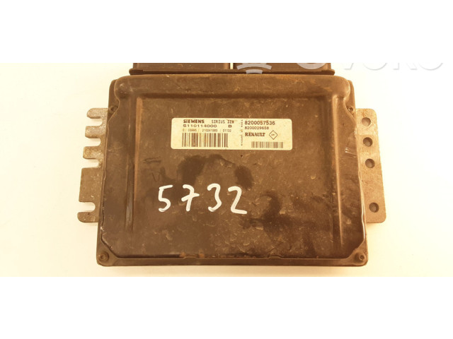 Řídící jednotka S110114000, 8200057536   Ford Focus 2001