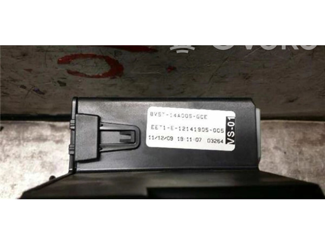  Pojistková skříňka 8V5T14A0005, 8V5T14A0005   Ford Fiesta 2010