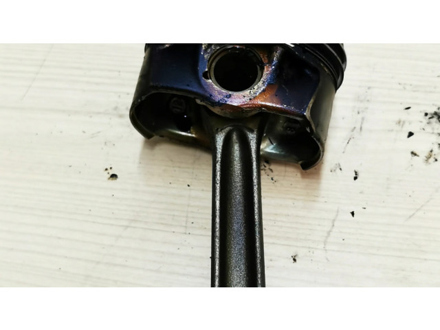 Píst 7846593   BMW 3 GT F34  pro benzínový motor 2.8  