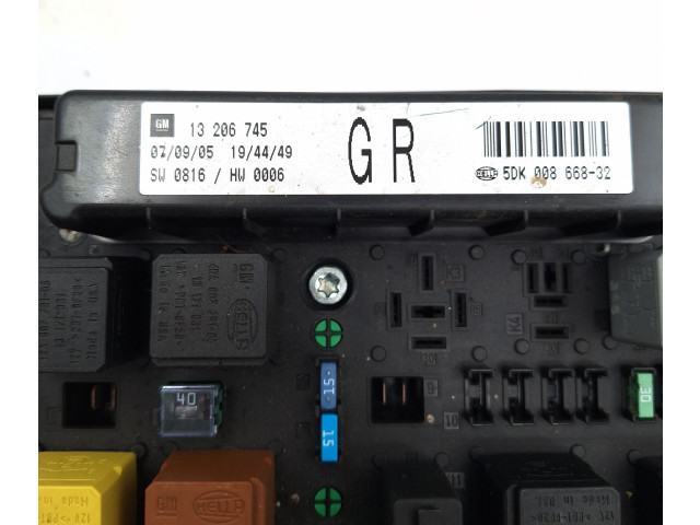 Řídící jednotka 13206762, 13216697   Opel Astra H 2005