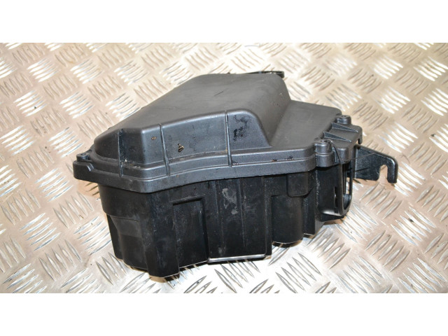 Блок предохранителей  4H0937118, 4H0937555   Audi A8 S8 D4 4H    