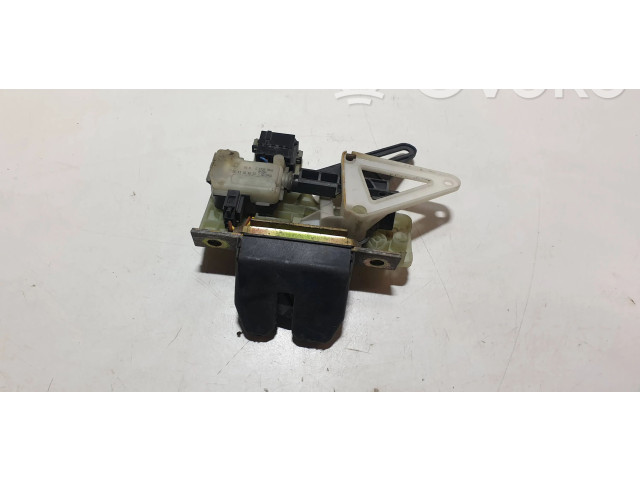Zámek zadních dveří 959065180, 2501021420   Volvo V70 2012