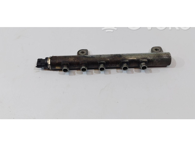 Vstřikovací lišta 55209572   Opel Vectra C     
