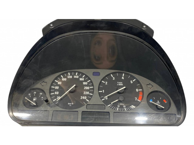 Přístrojová deska  BMW 5 E39 2001 8375669, 62118375669  