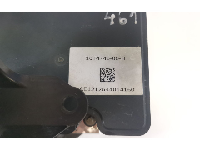 Блок АБС 1103541-00-A, 1044745-00-B   Tesla  Model 3  2017 -  года