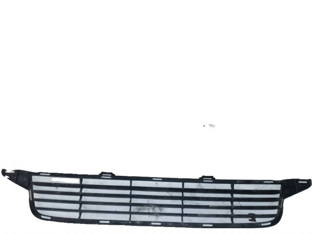 Нижняя решётка (из трех частей) Toyota Avensis T270 2009-2012 года 5311205080, 53112-05080      