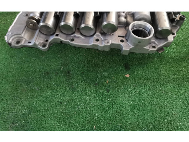 Блок управления коробкой передач 09P325039   Volkswagen Tiguan