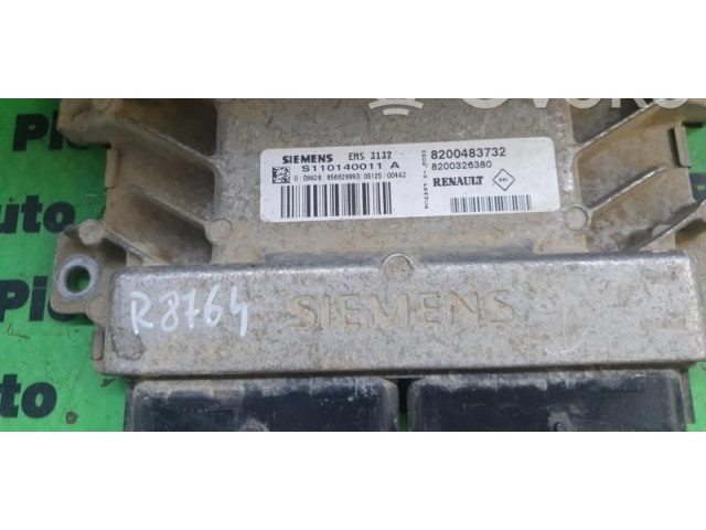 Блок управления двигателем Блок управления 8200483732, S110140011A   Renault Logan I