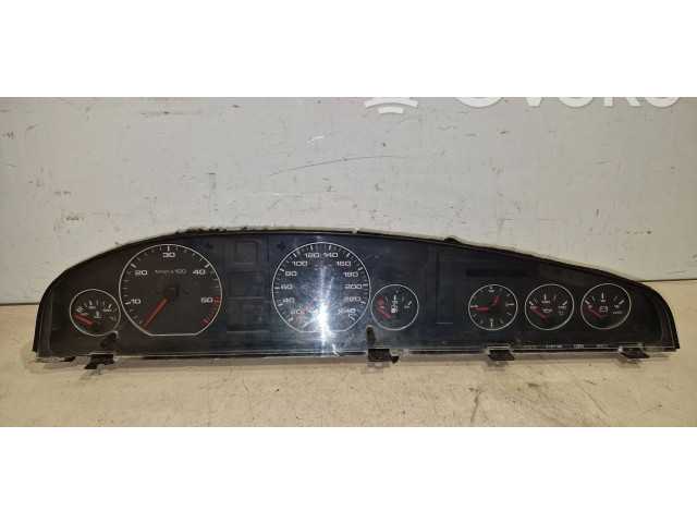 Přístrojová deska  Audi A6 S6 C4 4A 1996 88311219  
