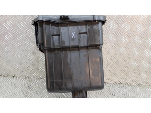 Блок предохранителей  8509910, 8509909   BMW X4 F26    