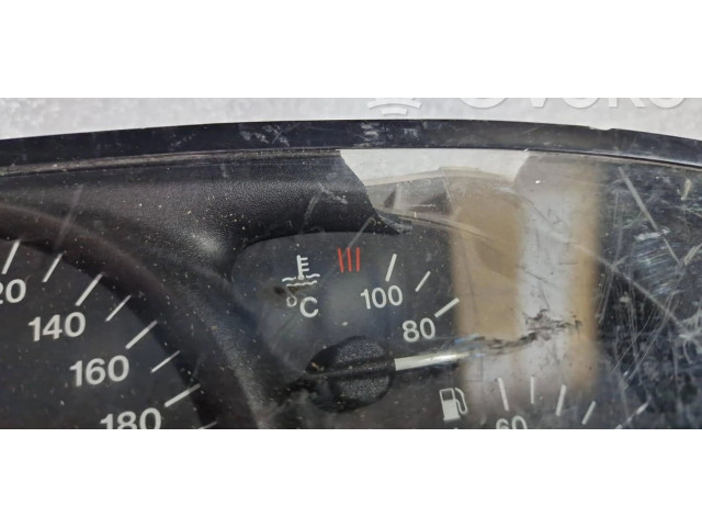 Přístrojová deska  Opel Vectra B 2000 90504243BE  