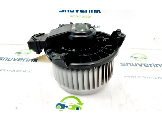 Вентилятор печки    AV1370, AV1370   Suzuki Swift