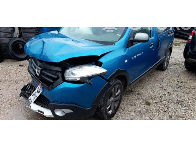 Блок предохранителей     Dacia Dokker    