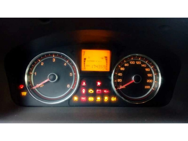 Přístrojová deska  SsangYong Korando 2010 8021034050, E3-A3-8-3  