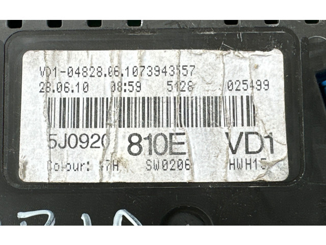 Přístrojová deska  Skoda Fabia Mk2 (5J) 2010 5J0920810E, VD104828  