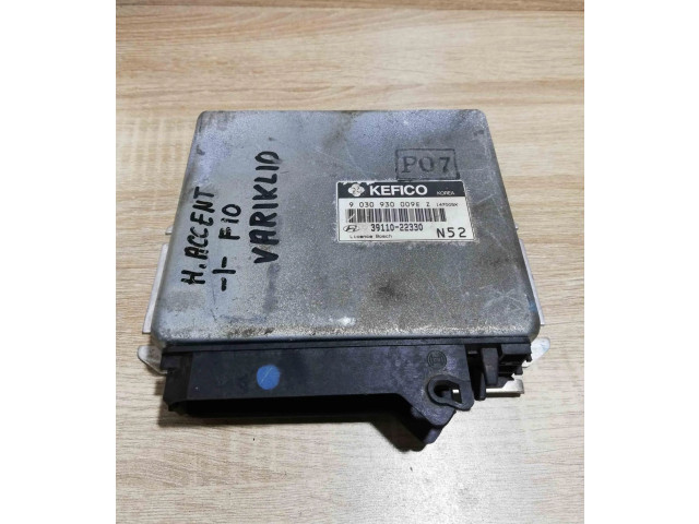 Řídící jednotka 3911022330, 9030930009E   Hyundai Accent 1995