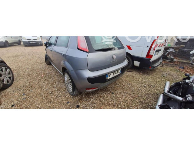 Руль Fiat Punto (199)  2005 - 2018 года 71754369, 71754369      