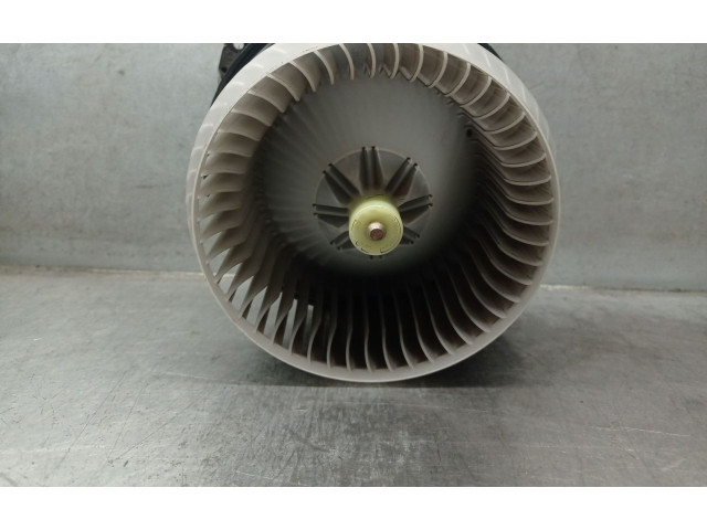 Вентилятор печки    AV2727008105, 8710302150   Toyota Verso