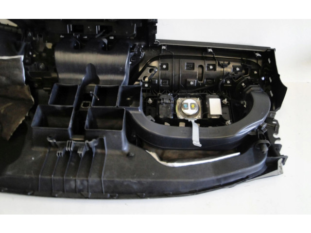 Подушка безопасности пассажира A2478607602, A2048601200   Mercedes-Benz GLB x247