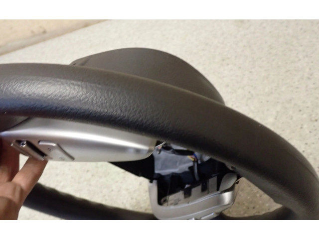 Volant Nissan Note (E12) 2014   