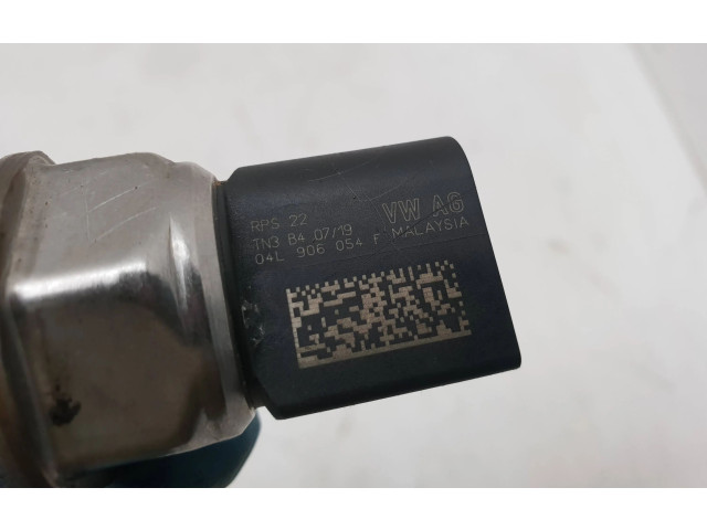 Топливная рампа 04L906054F   Volkswagen Tiguan   для двигателя DFGA