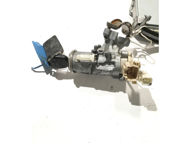 Комплект блоков управления 2120001332, 8966142A22   Toyota RAV 4 (XA20)