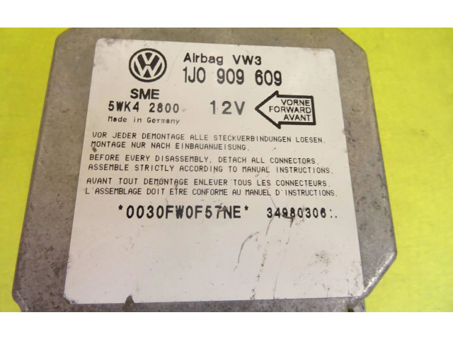 Řídící jednotka 1J0909609   Volkswagen New Beetle 2000