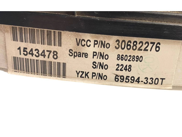 Přístrojová deska  Volvo XC90 2004 30682276, 8602890  