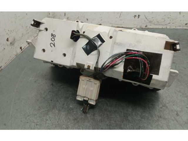 Панель приборов 79777011, MB776065   Mitsubishi Montero       