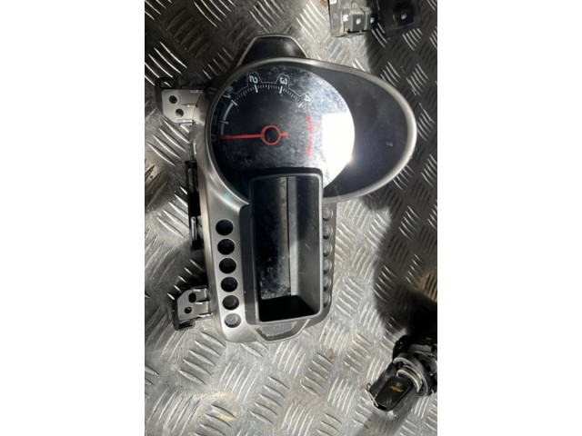 Přístrojová deska  Chevrolet Aveo 2012 95072532  
