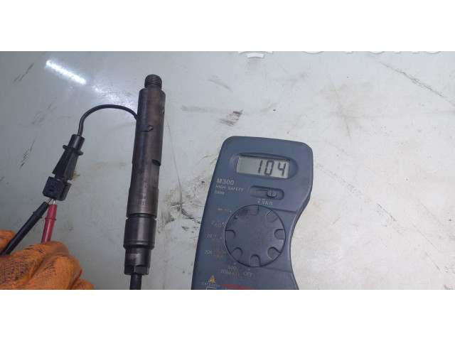 Vstřikovač 7700875036, 0432193753   Volvo S40, V40  pro naftový motor 1.9  