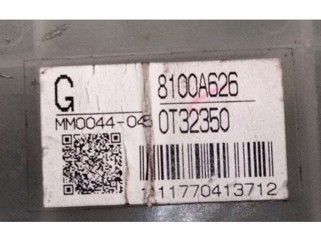 Панель приборов 8100A626   Mitsubishi Montero       