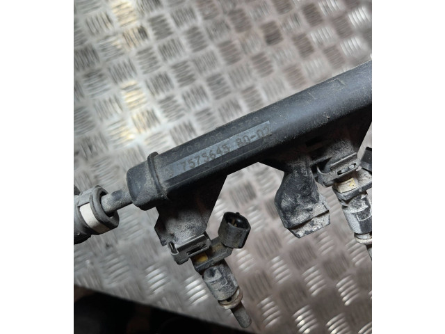 Vstřikovací lišta V757564580-02   Peugeot 2008 I     