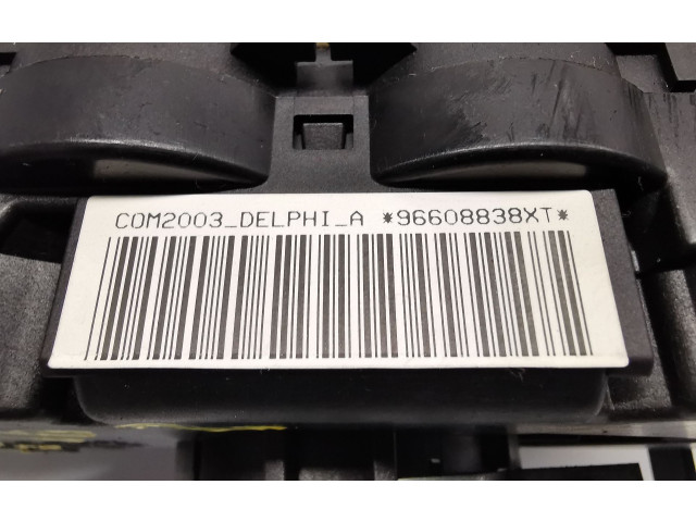 Ручка стеклоочистителей 96608838XT   Citroen C2