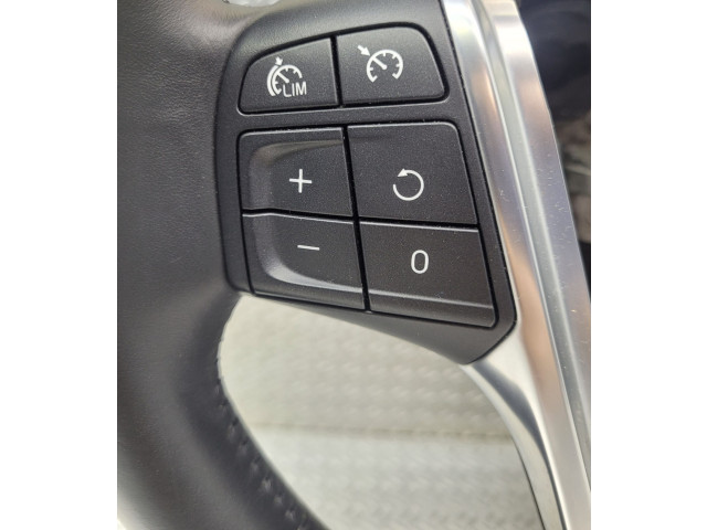 Volant Volvo V40 Cross country 2015 34110269B  