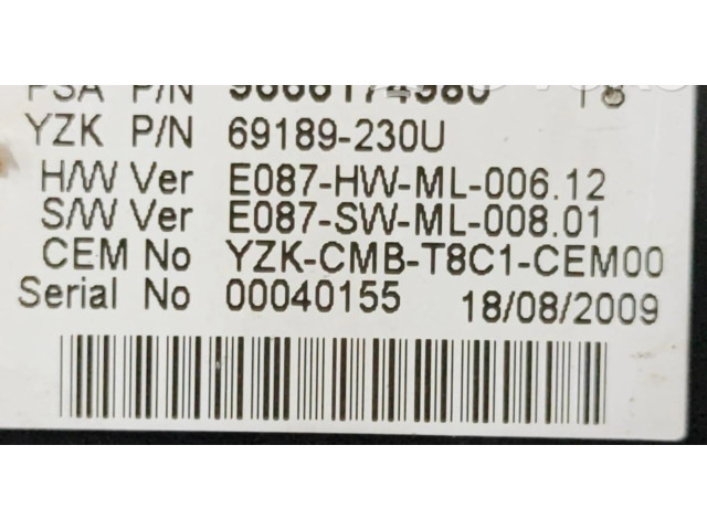 Přístrojová deska  Peugeot 5008 2010 9666174980, 9666174980  